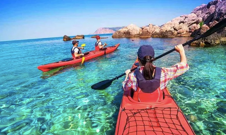 kayaking along oman beaches